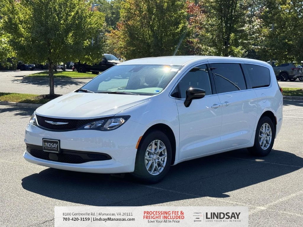 New 2027 Chrysler Pacifica LX FWD image 4