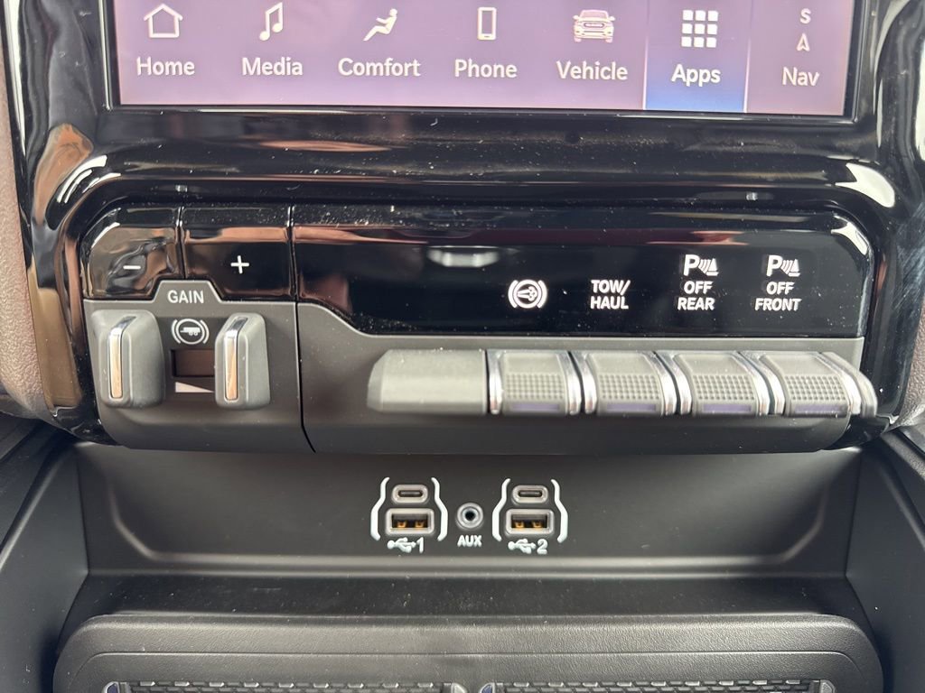 New 2026 RAM 2500 Laramie w/ Night Edition image 10