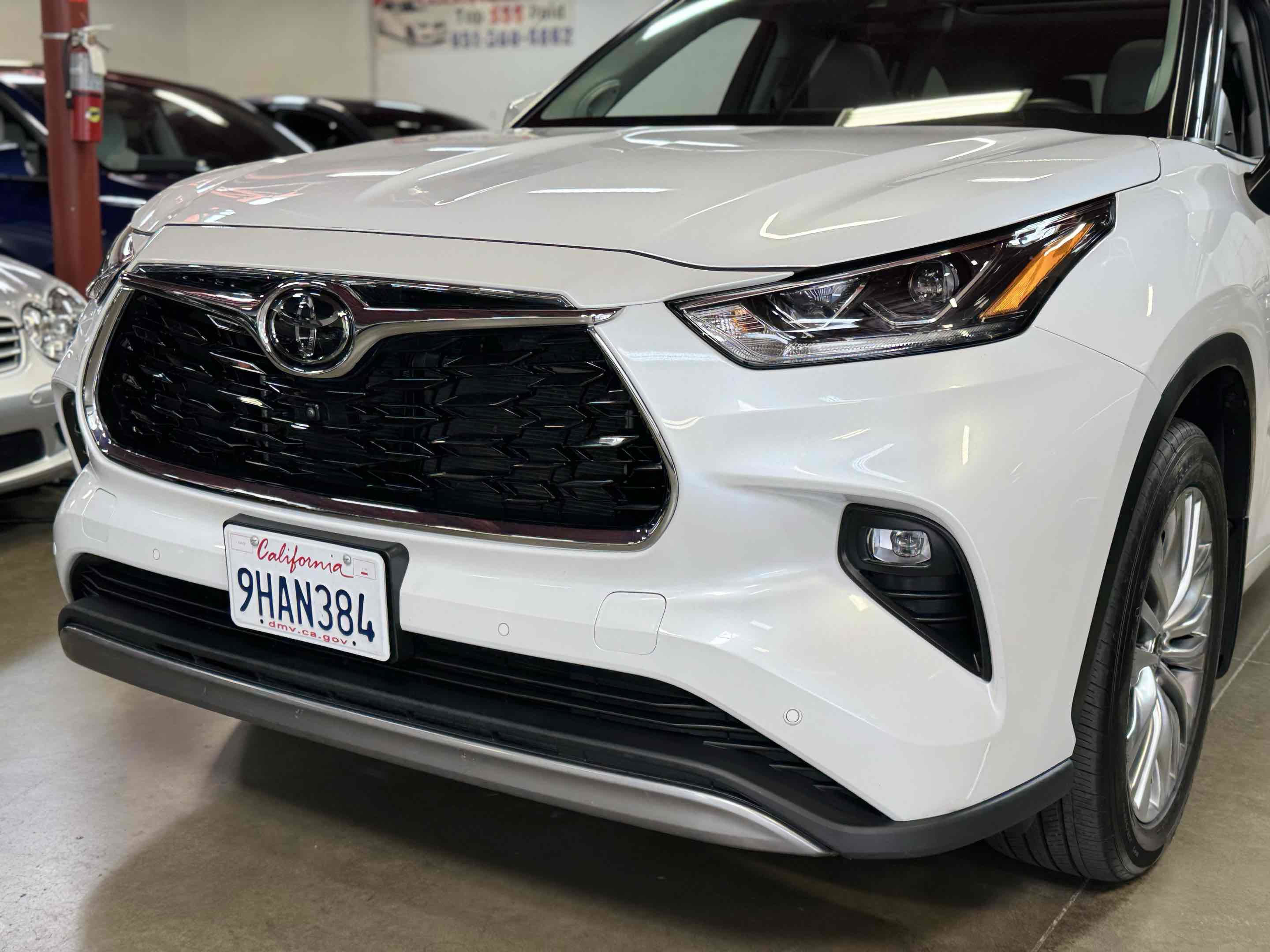 Used 2023 Toyota Highlander Platinum image 89