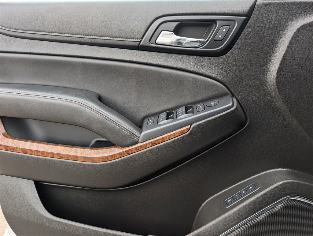 Used 2015 Chevrolet Tahoe LTZ image 12