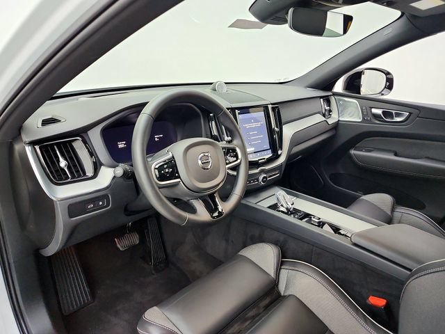 Certified 2024 Volvo XC60 T8 Polestar w/ Protection Package Premier AWD/4WD image 21