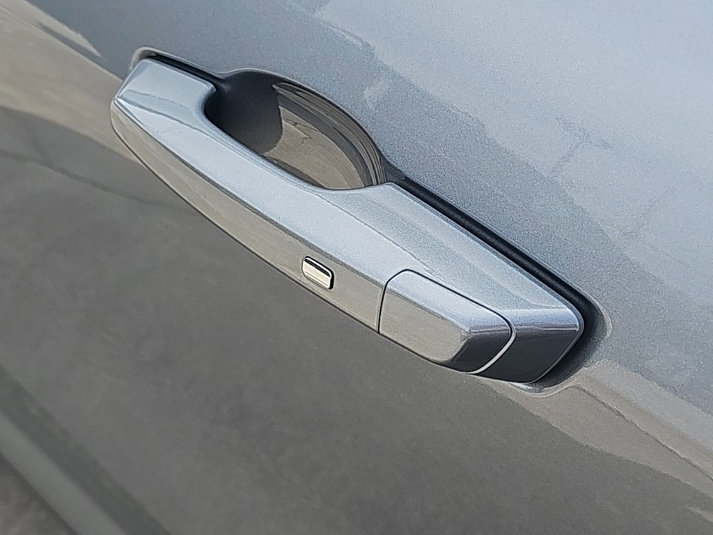 New 2026 Buick Enclave Sport Touring w/ Power Package image 10