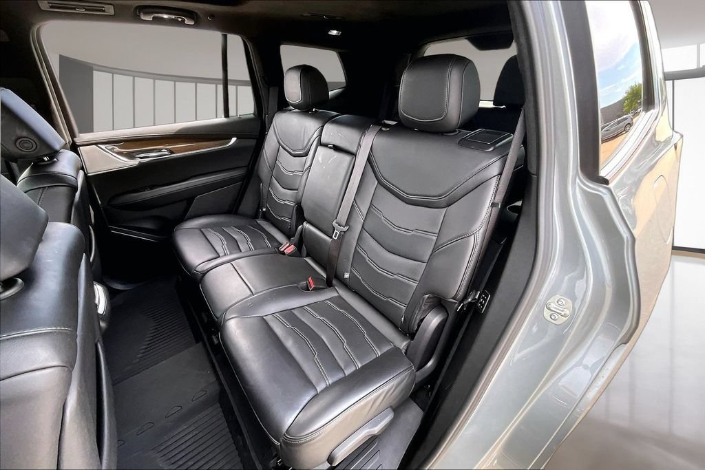 Certified 2025 Cadillac XT6 Sport w/ Platinum Package AWD/4WD image 26