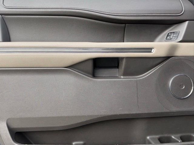 Used 2020 Ford Expedition XLT w/ Equipment Group 202A image 14