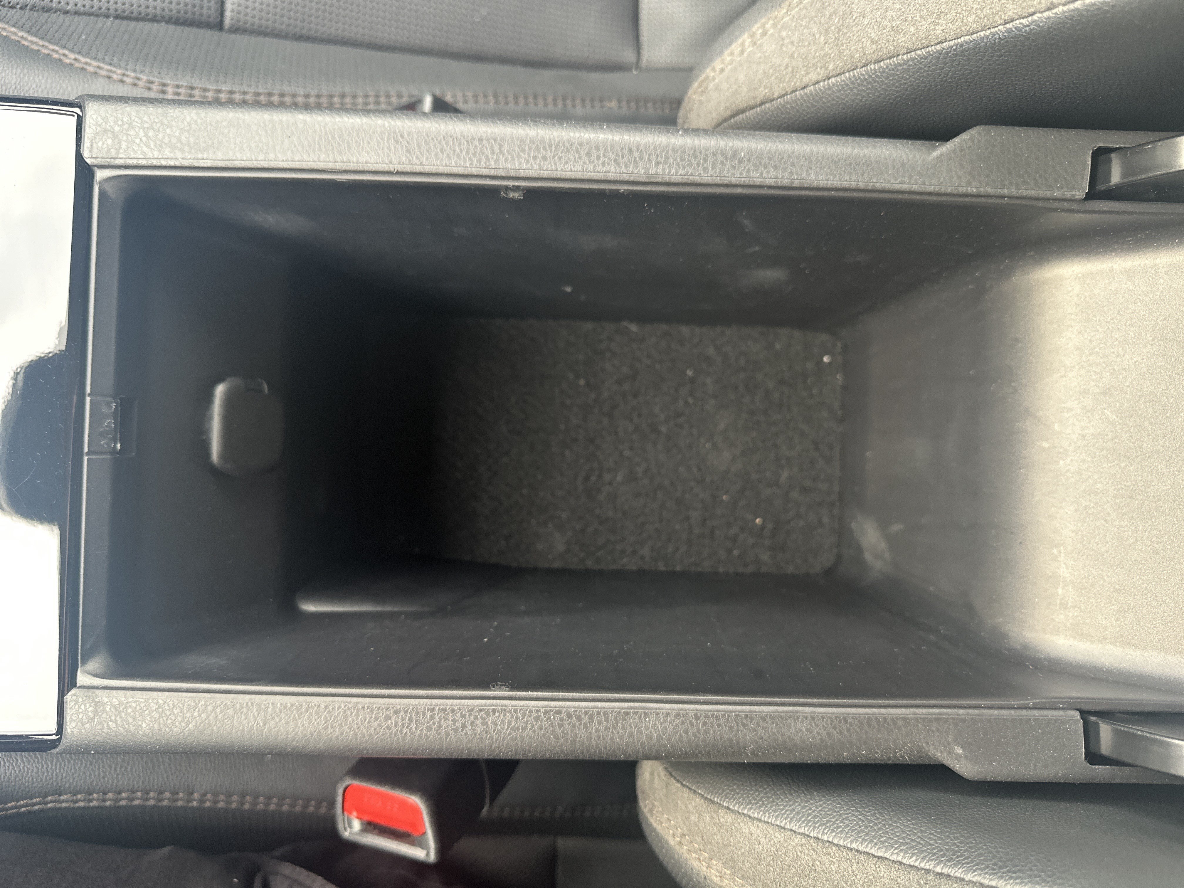 Used 2026 Toyota Camry XLE FWD image 26