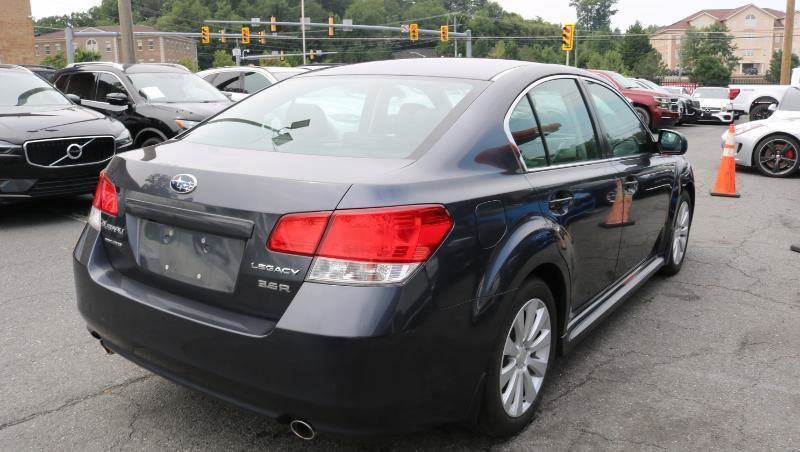 Used 2010 Subaru Legacy 3.6R Limited AWD/4WD image 6