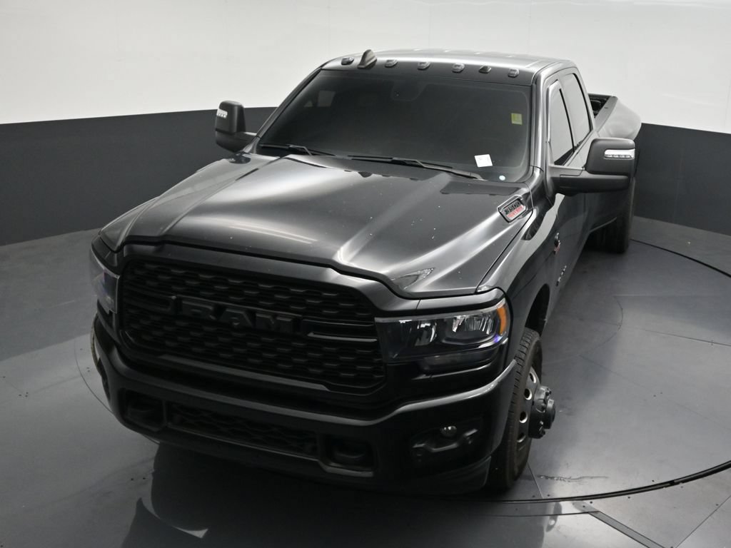 Used 2024 RAM 3500 Big Horn w/ Night Edition AWD/4WD image 22