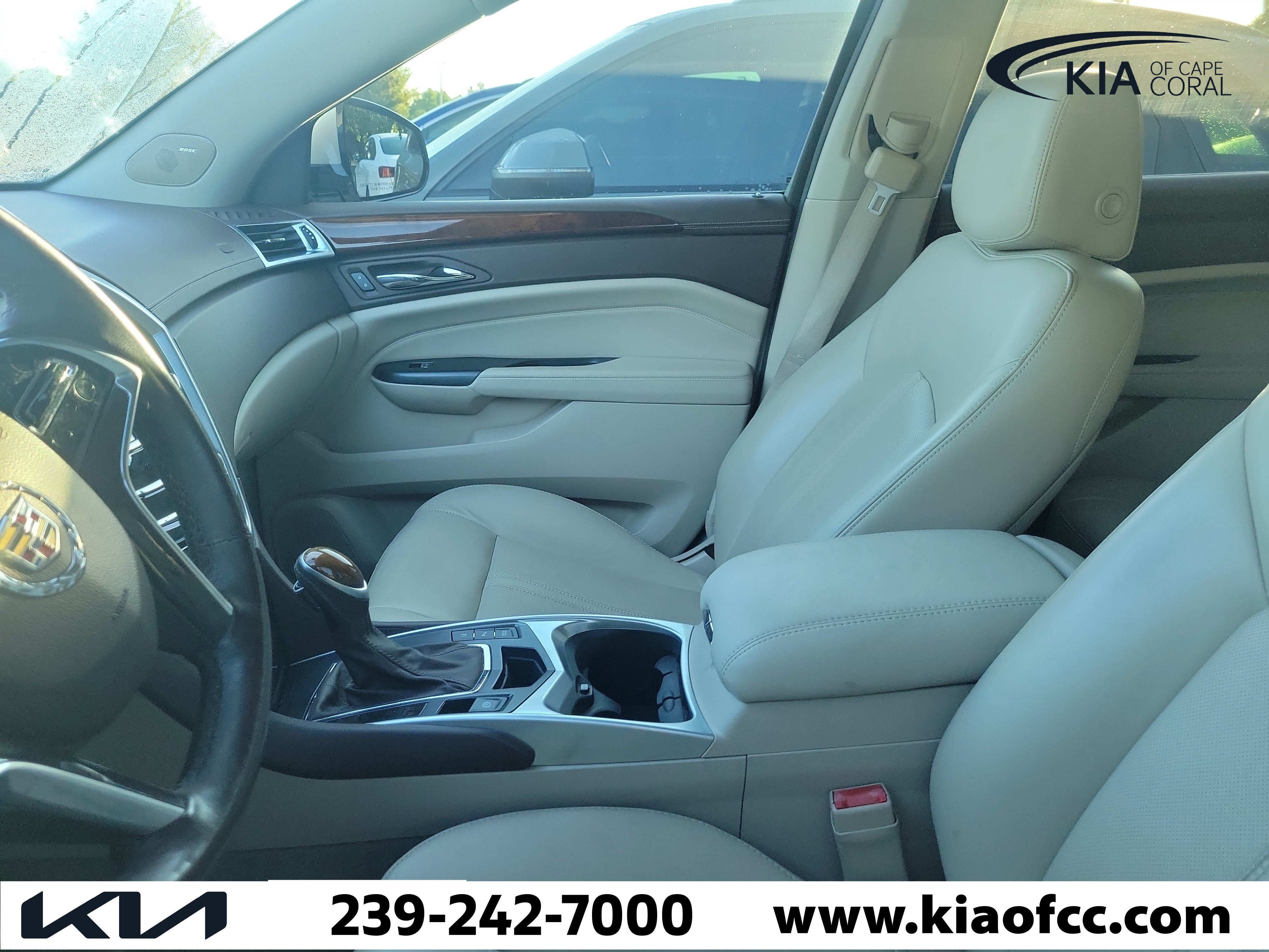 Used 2016 Cadillac SRX Luxury w/ Driver Awareness Package FWD image 9