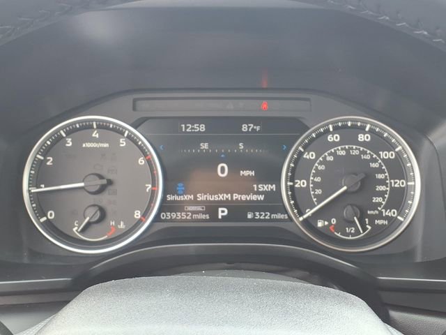 Used 2024 Mitsubishi Outlander AWD image 11