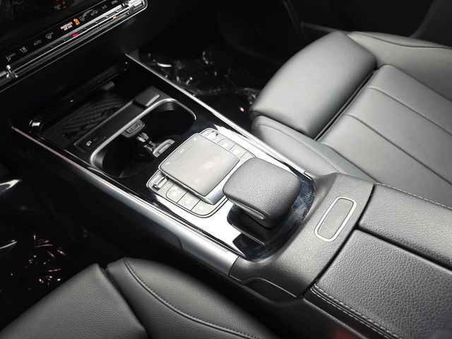 Used 2022 Mercedes-Benz GLB 250 image 25