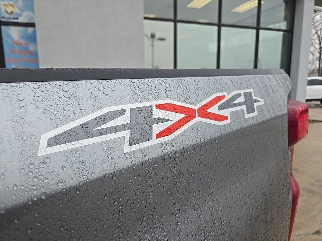 Used 2025 Chevrolet Silverado 1500 LT image 22