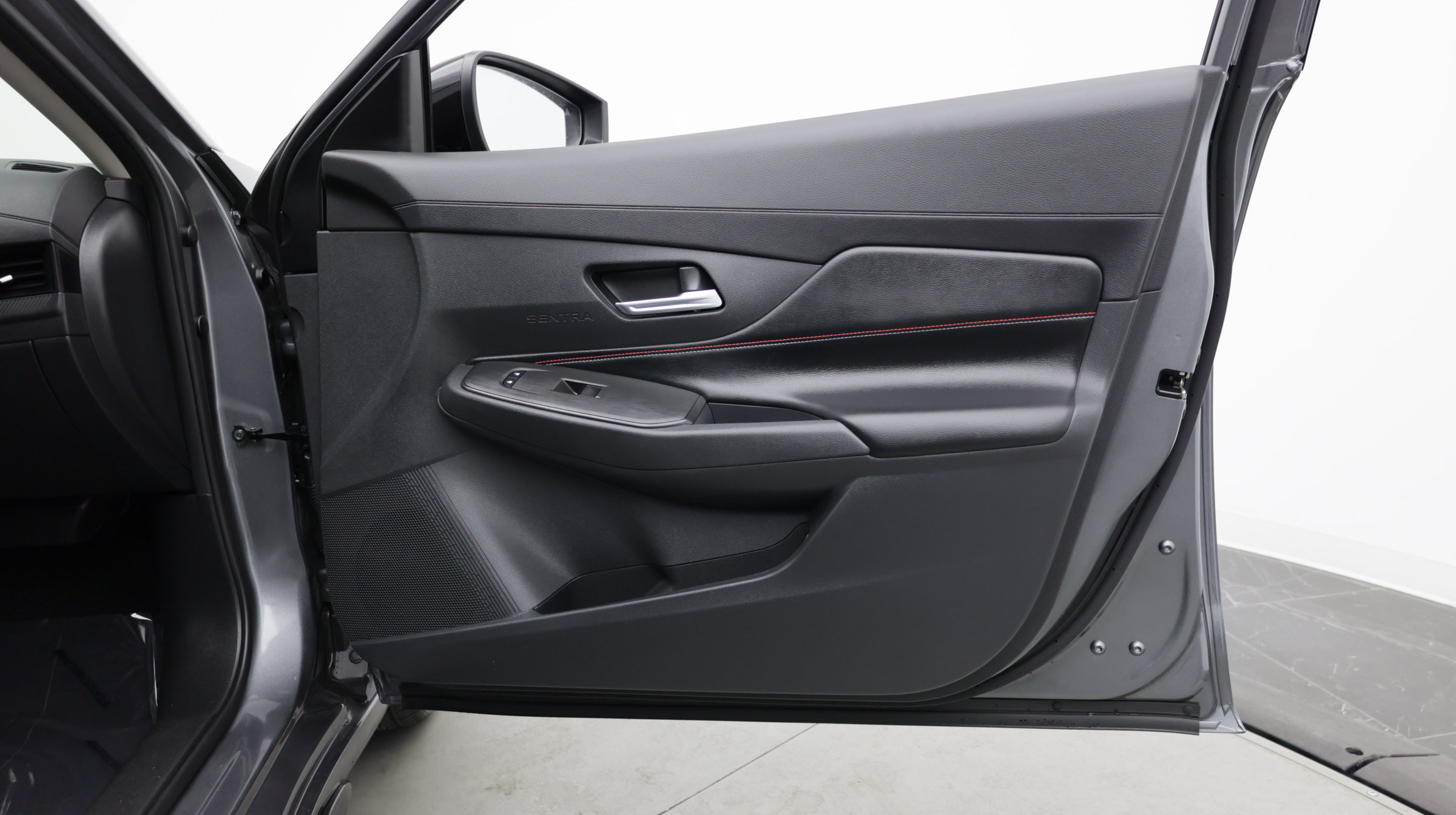 Used 2026 Nissan Sentra SR w/ Floor Mat Package FWD image 35