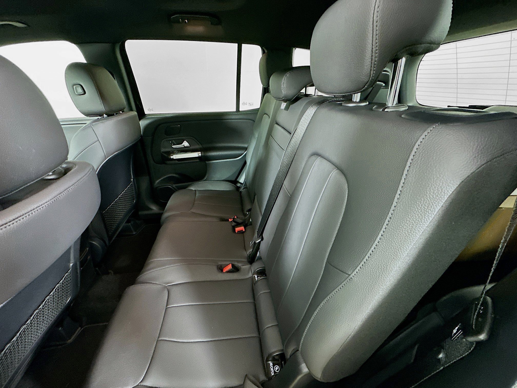 Used 2026 Mercedes-Benz GLB 250 4MATIC image 57