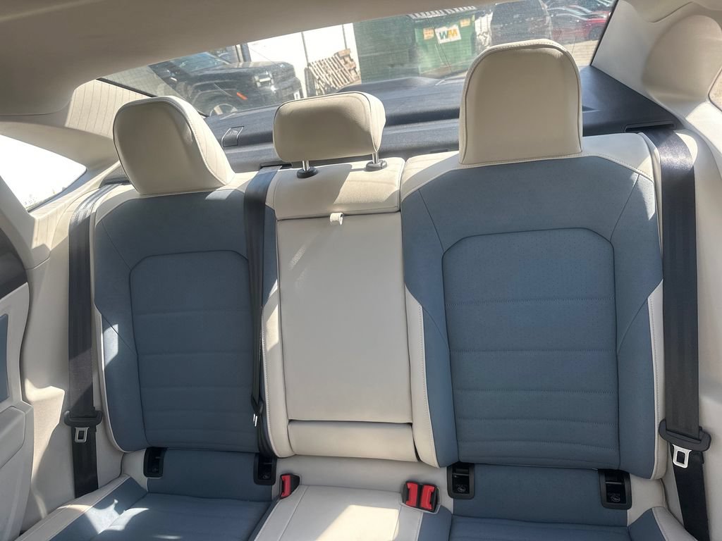 Used 2025 Volkswagen Jetta SE w/ Sunroof Package FWD image 20