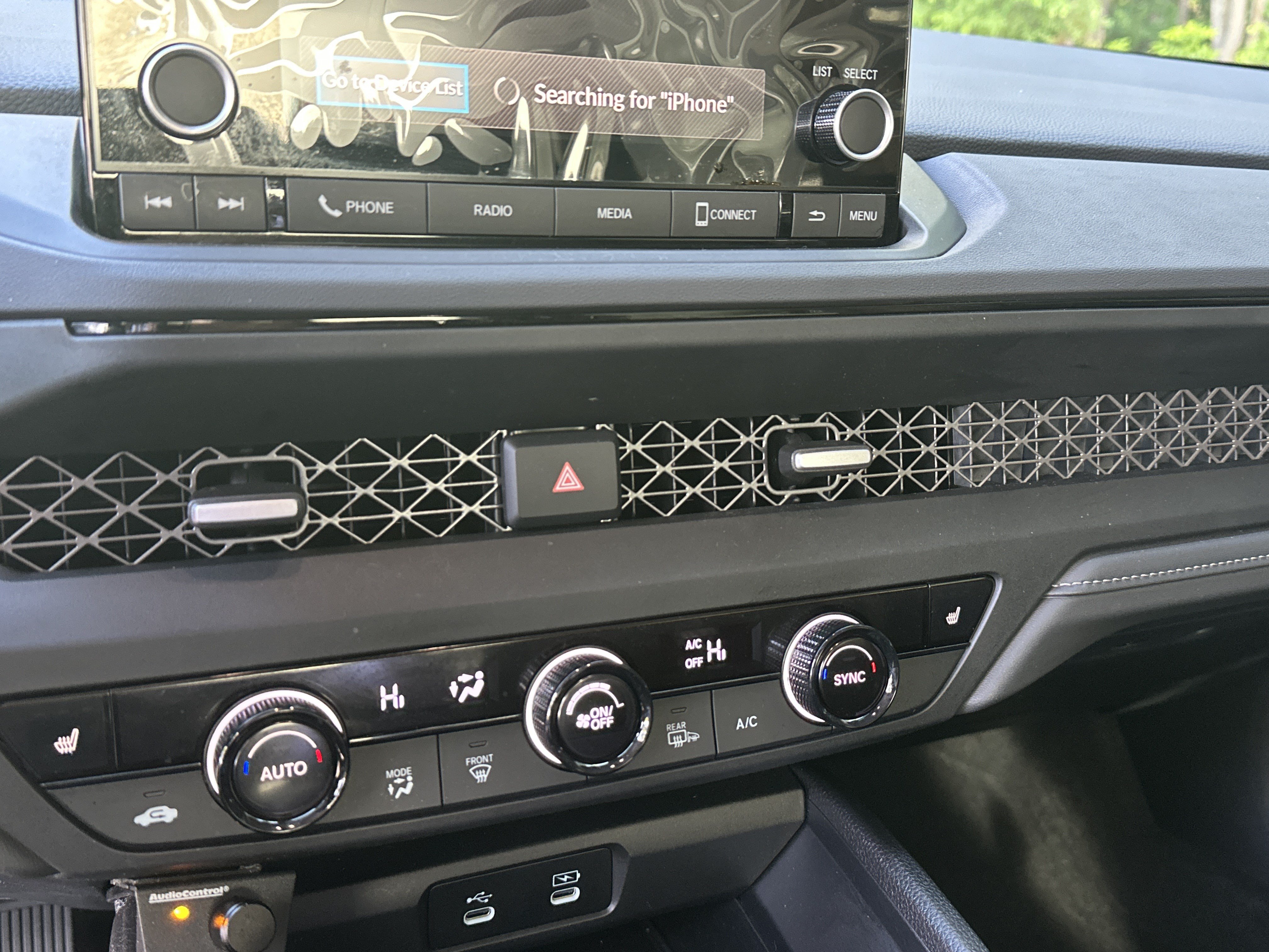 Used 2025 Honda Accord SE image 29