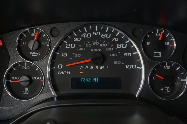Used 2024 Chevrolet Express 2500 w/ Driver Convenience Package RWD image 25