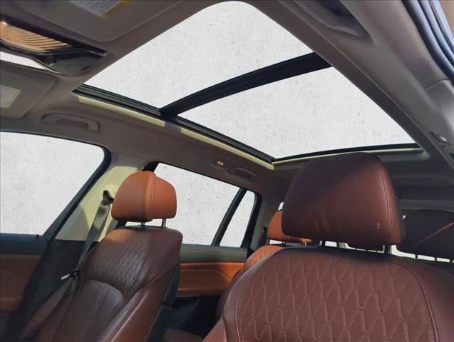 Used 2021 BMW X7 xDrive40i w/ Premium Package image 24