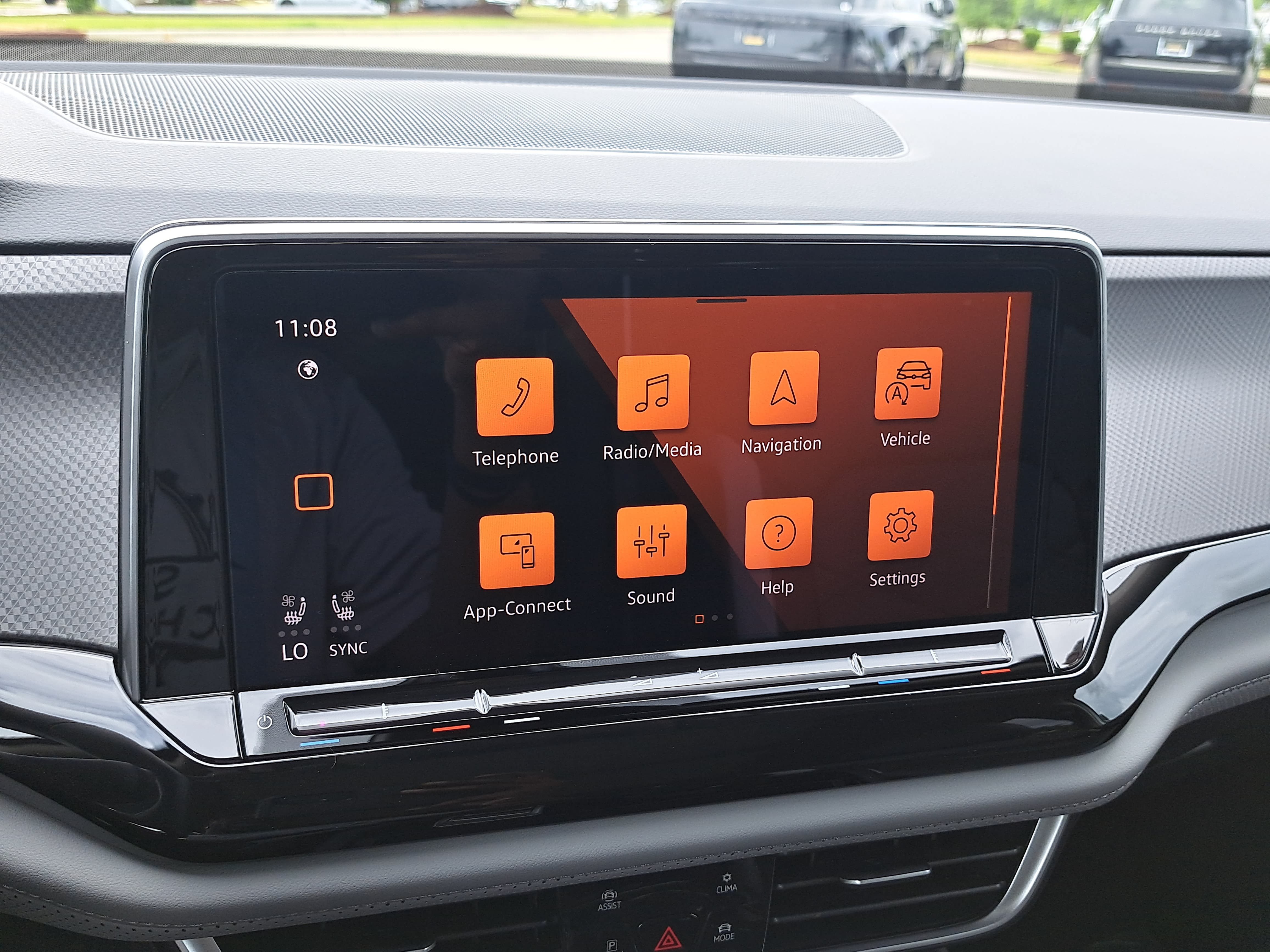 New 2026 Volkswagen Atlas Peak Edition AWD/4WD image 23