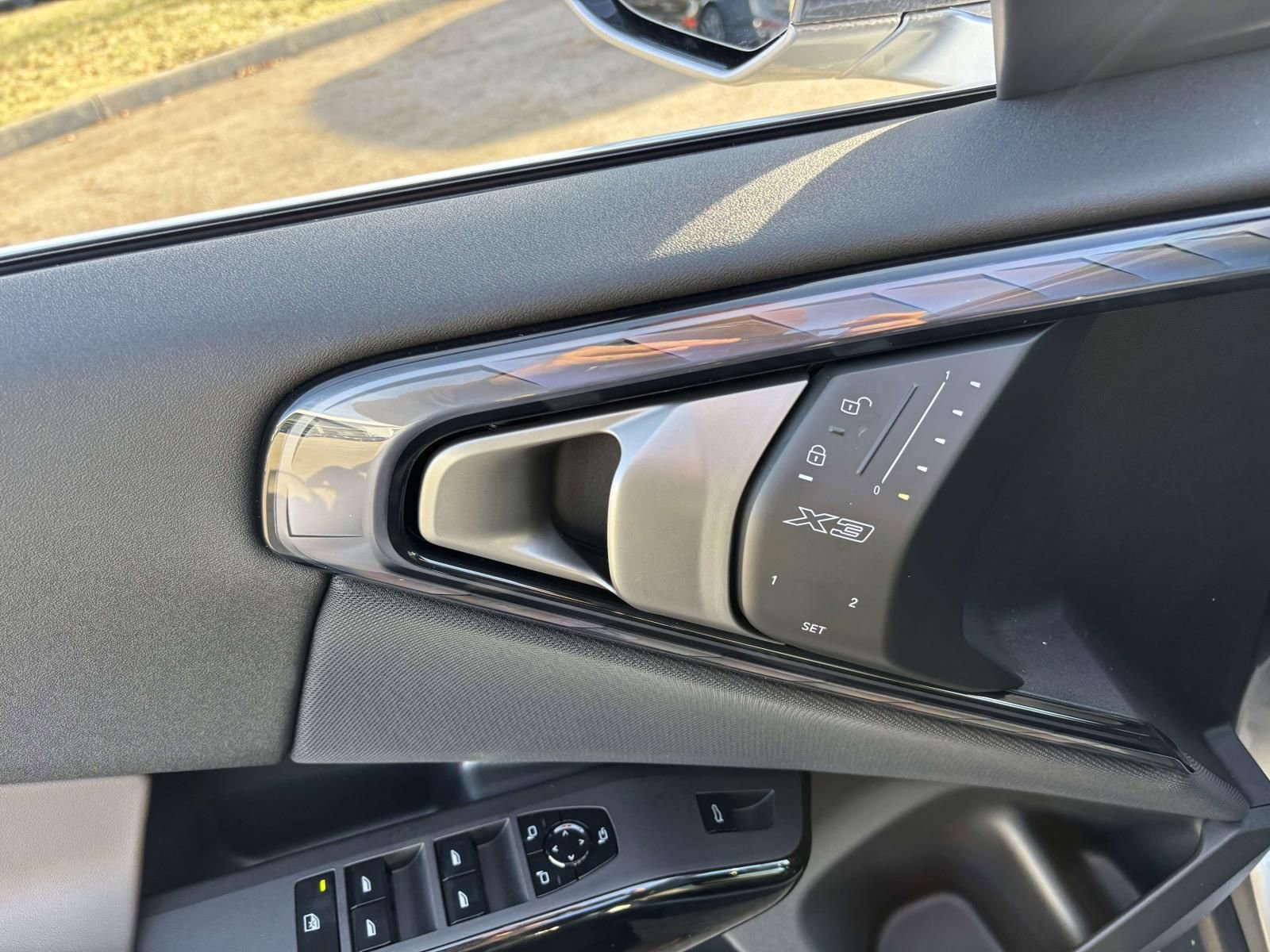 New 2026 BMW X3 xDrive30 w/ Premium Package image 12