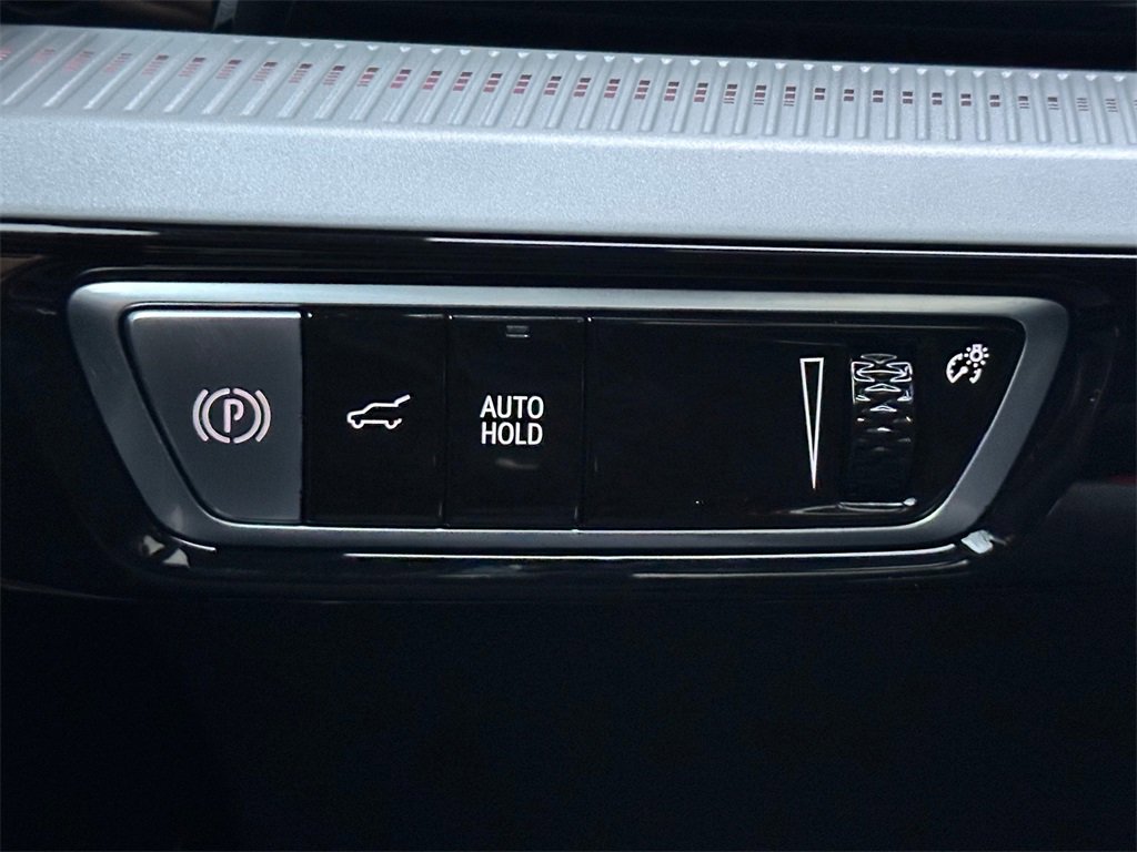 New 2026 Cadillac Optiq Sport 2 image 31