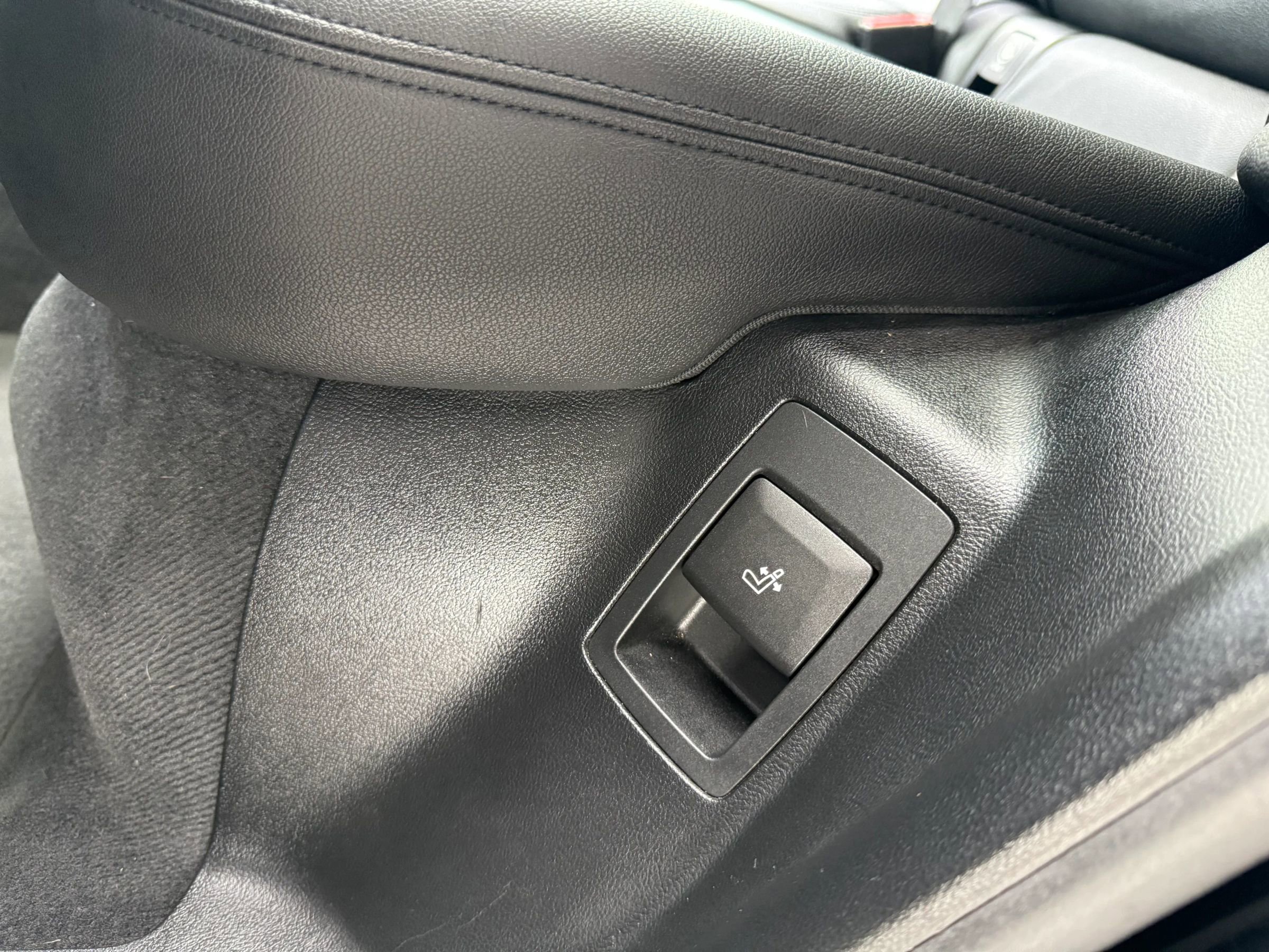 Used 2018 BMW X3 xDrive30i image 19