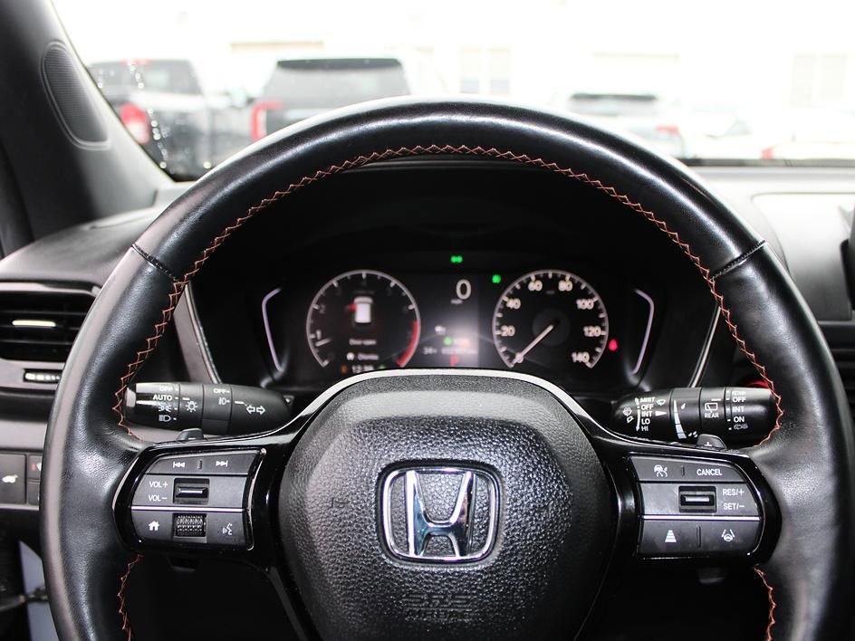 Used 2025 Honda Pilot TrailSport image 33