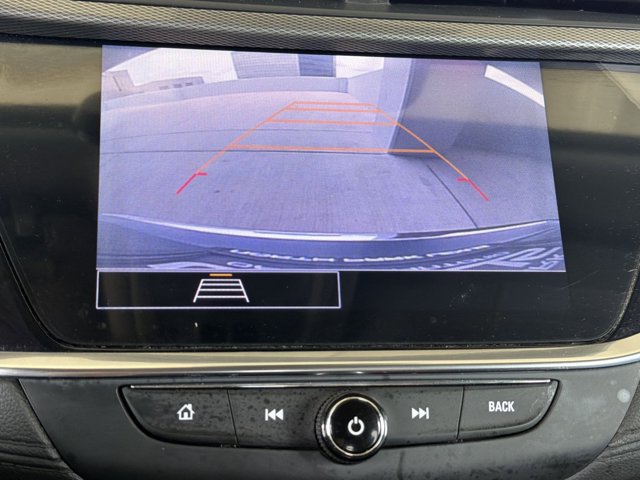 Used 2022 Buick Encore GX Essence w/ Experience Buick Package FWD image 20