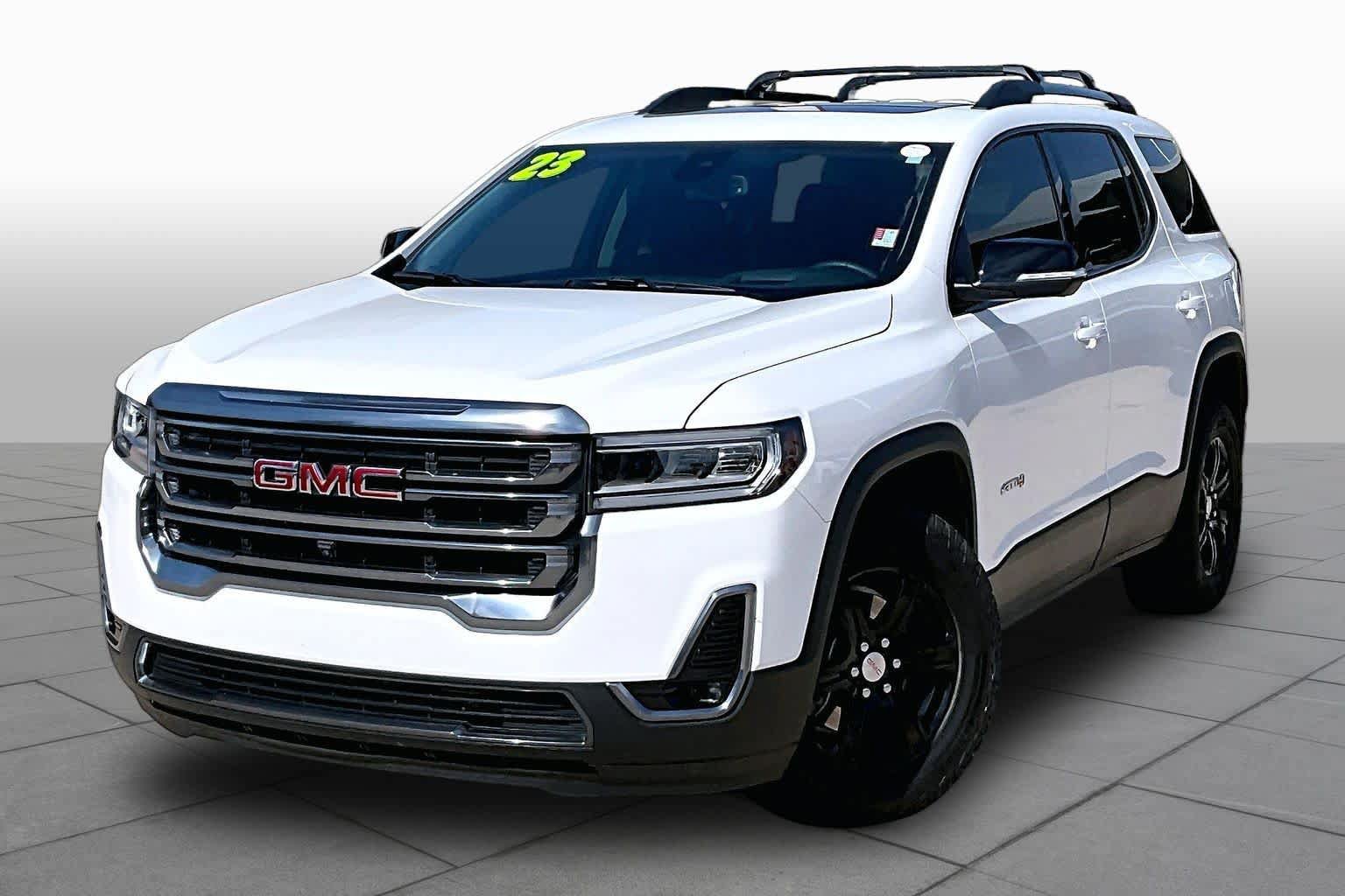 Used 2023 GMC Acadia AT4 w/ Technology Package AWD/4WD image 2