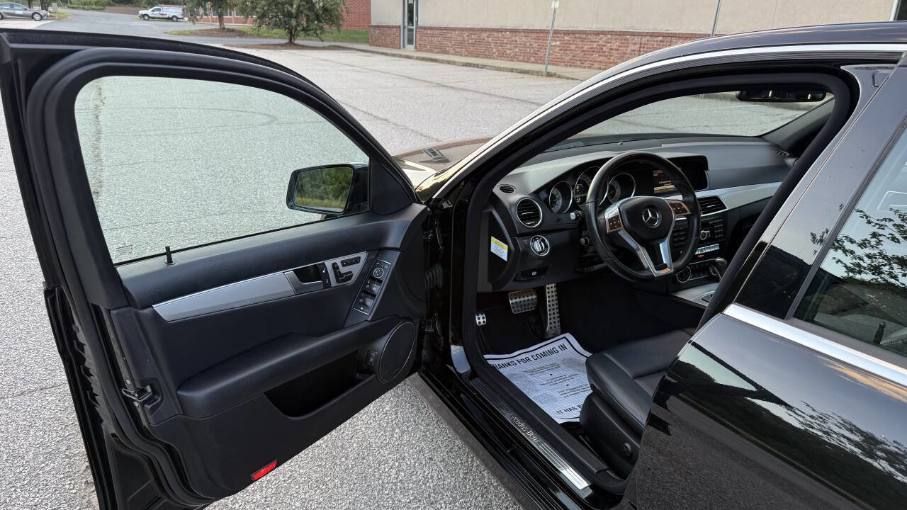Used 2013 Mercedes-Benz C 250 Sedan w/ Premium 1 Pkg image 11