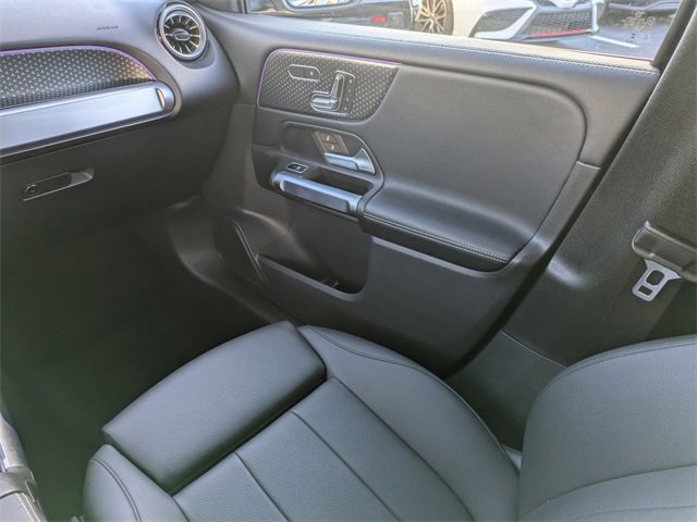 Used 2025 Mercedes-Benz GLB 250 image 14