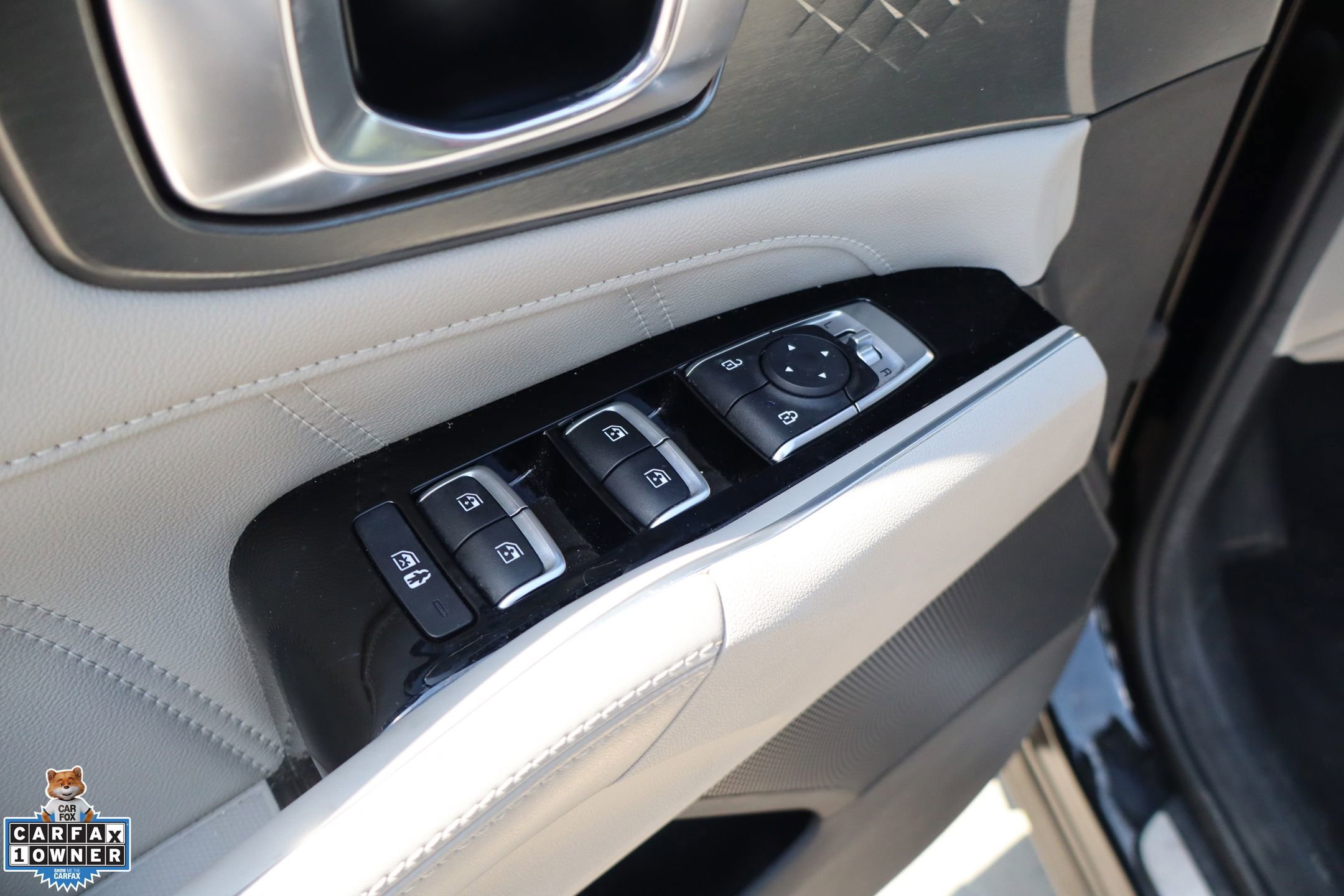 Used 2022 Kia Sorento SX AWD/4WD image 13