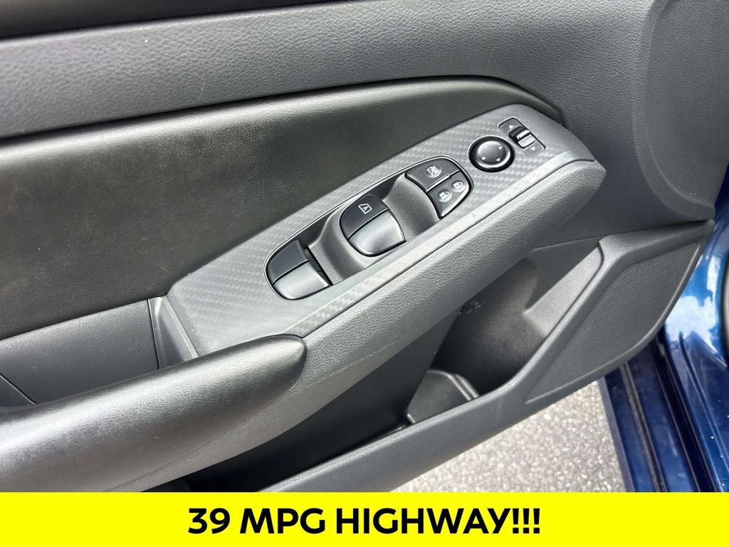 Used 2022 Nissan Altima 2.5 S FWD image 15