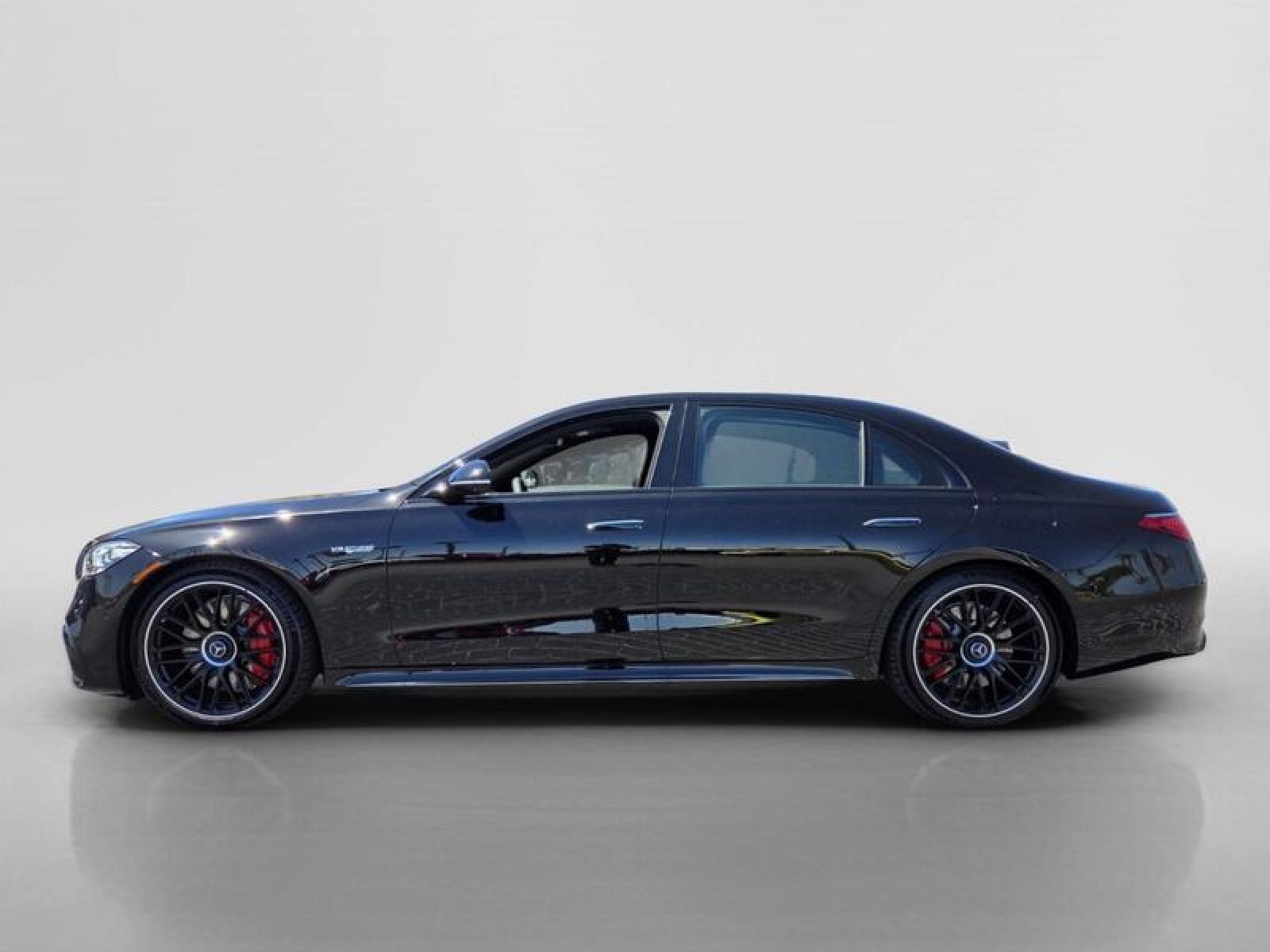 New 2026 Mercedes-Benz S 63 AMG S image 2