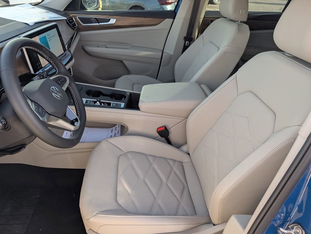 New 2025 Volkswagen Atlas SE image 11