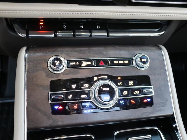 Used 2023 Lincoln Aviator Reserve w/ Equipment Group 201A image 21