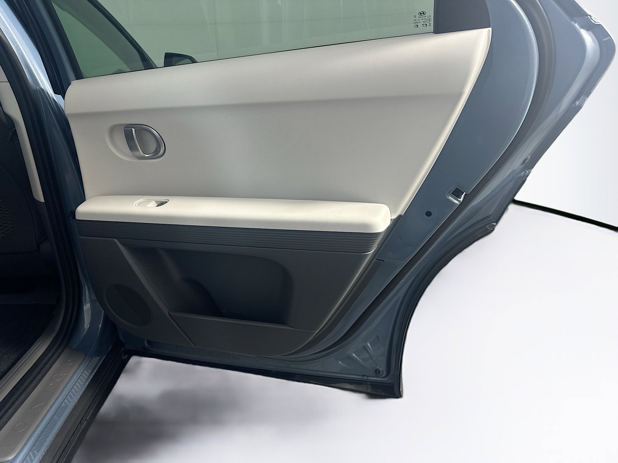 Used 2024 Hyundai Ioniq 5 SEL RWD image 31