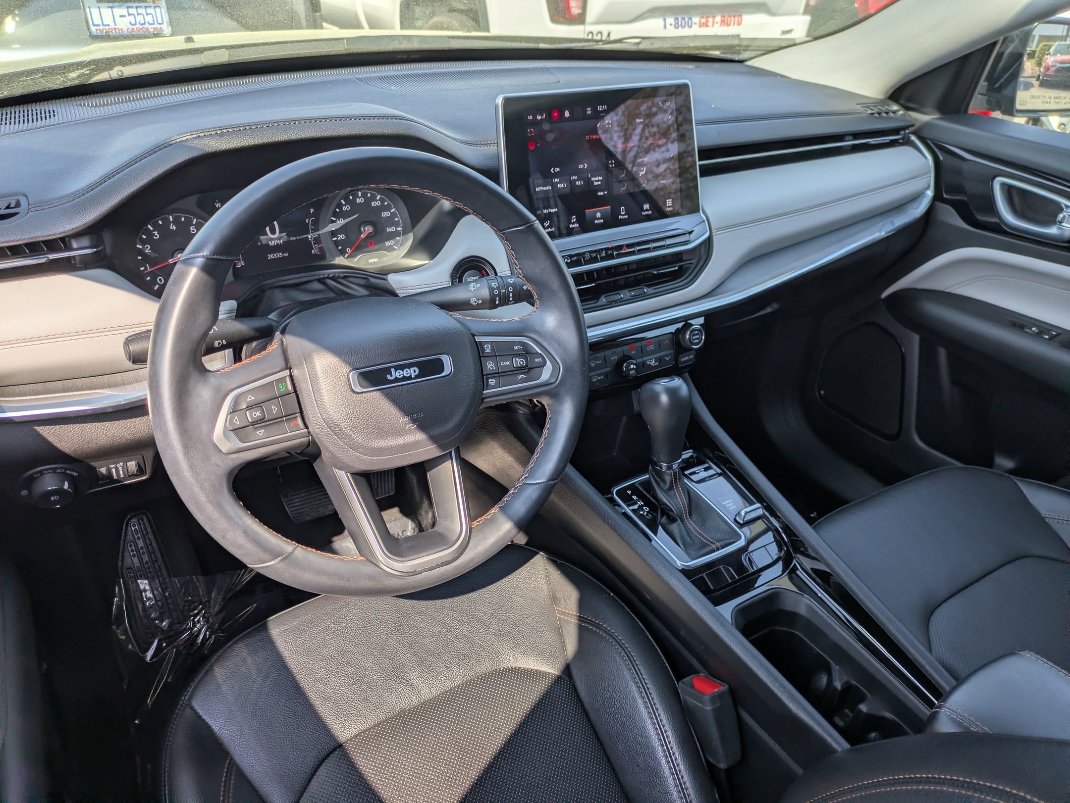 Used 2022 Jeep Compass Limited image 32