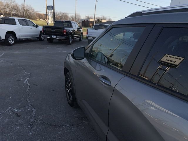 Used 2025 Chevrolet TrailBlazer LT image 23