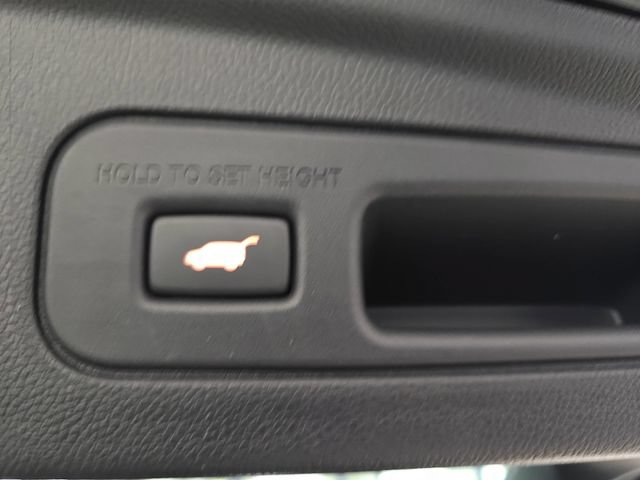 Used 2025 Acura MDX A-Spec AWD/4WD image 14