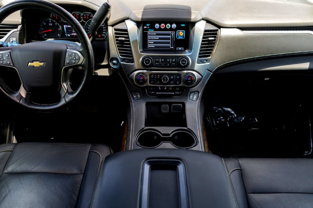 Used 2018 Chevrolet Tahoe LT w/ Luxury Package RWD image 23