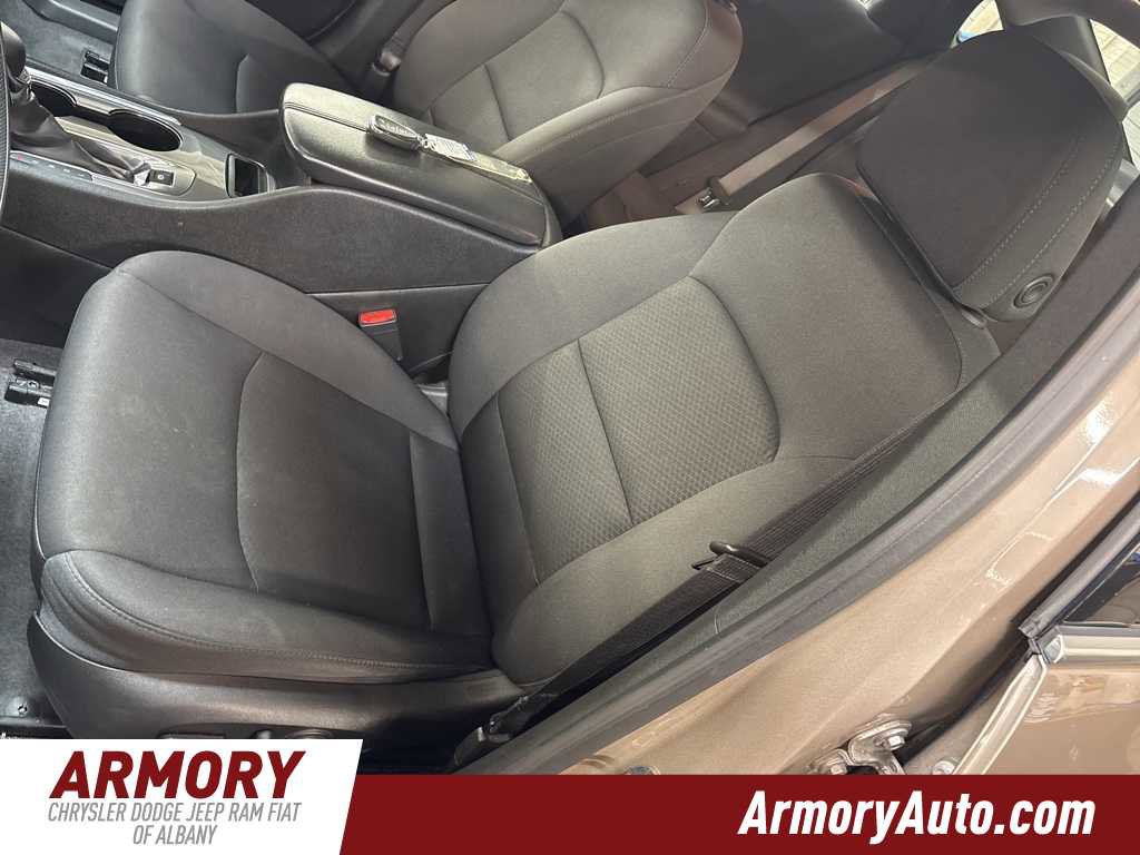 Used 2023 Chevrolet Malibu LT image 13