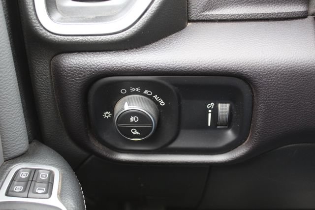 Used 2023 RAM 2500 Big Horn w/ Level 1 Equipment Group AWD/4WD image 31