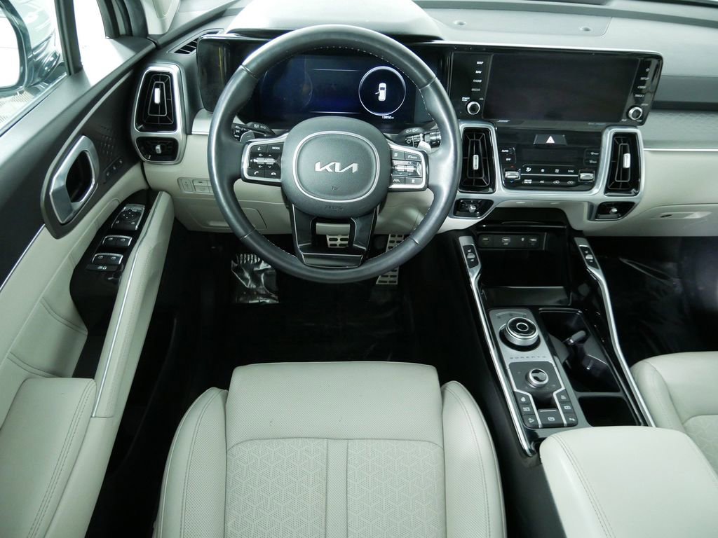 Certified 2023 Kia Sorento SX Prestige image 19