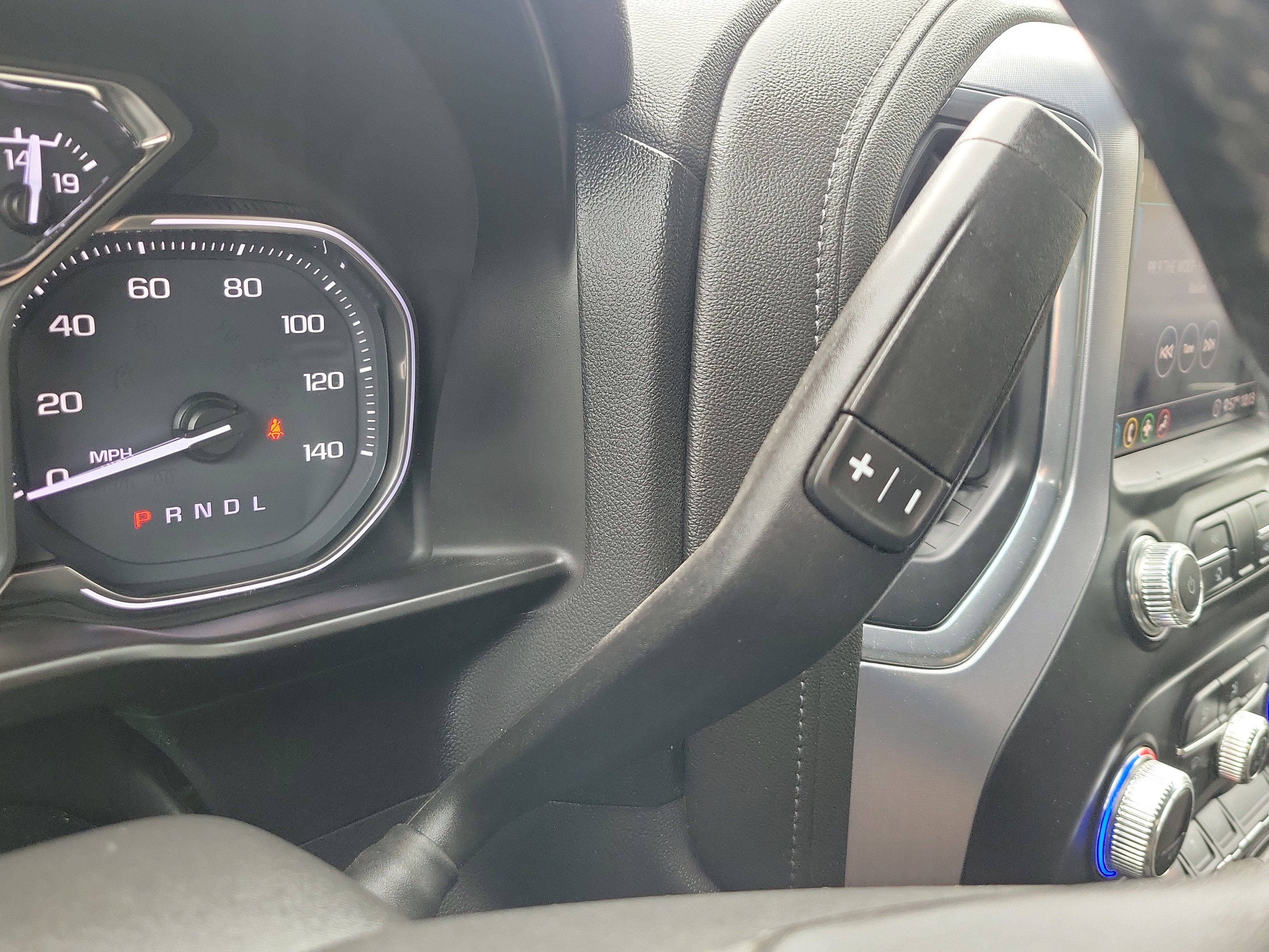 Used 2020 GMC Sierra 1500 SLE w/ SLE Value Package image 24