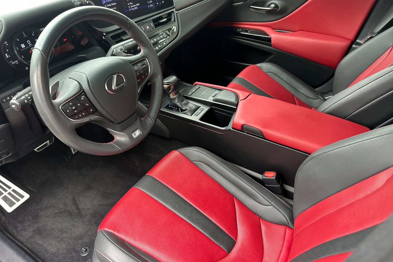 Certified 2022 Lexus ES 350 F Sport image 11