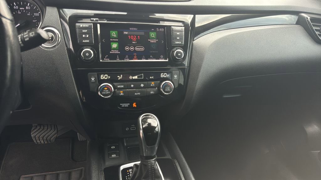 Used 2022 Nissan Rogue Sport SL image 11