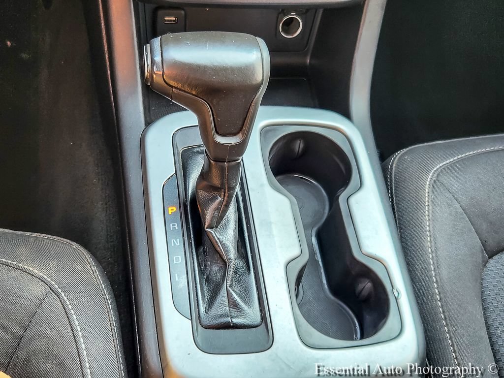 Used 2018 Chevrolet Colorado LT w/ LT Convenience Package RWD image 15