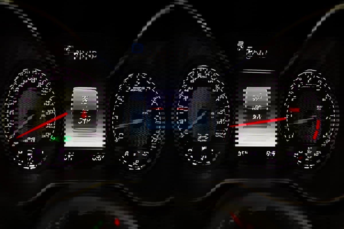 Used 2017 Mercedes-Benz AMG GT Coupe w/ Exclusive Interior Package image 29