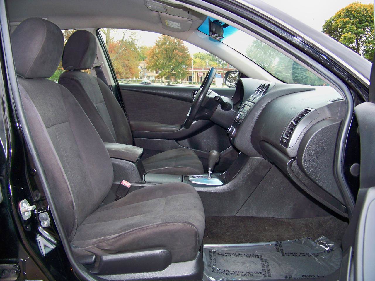 Used 2011 Nissan Altima 2.5 S FWD image 35