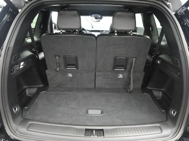 New 2024 Jeep Grand Cherokee L Limited RWD image 16